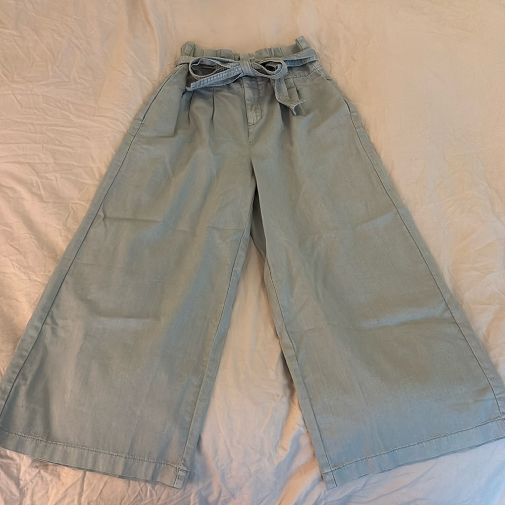 Belted wide-leg pants